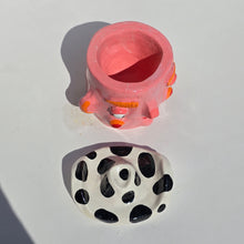 Load image into Gallery viewer, 60's Vibin COW-GAL