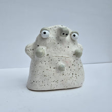Load image into Gallery viewer, A Bit Too Ponky Glasses Holder #4