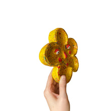 Load image into Gallery viewer, 'Stunning Speckles' Flower Dish