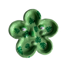 Load image into Gallery viewer, 'Leafy' Flower Dish