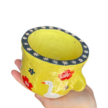 Load image into Gallery viewer, 'Goose' Pot