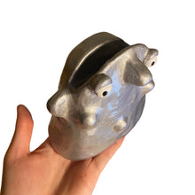 Load image into Gallery viewer, Metallic Silver Glasses Holder