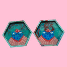 Load image into Gallery viewer, Swirly Cow-Boy Frogs Coaster Set