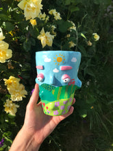 Load image into Gallery viewer, The Potswold Countryside Vase