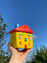 Load image into Gallery viewer, Ponky Colour-Block House (Yellow)