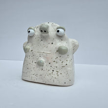 Load image into Gallery viewer, A Bit Too Ponky Glasses Holder #4
