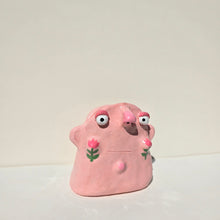 Load image into Gallery viewer, Pink Tulip Cheeks Glasses Holder
