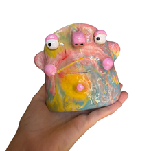 Load image into Gallery viewer, ‘No.60 Artsy Marble One Off" Glasses Holder
