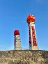 Load image into Gallery viewer, Margate Lido Landmark Tea-light candle holder + ornament
