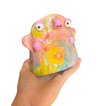 Load image into Gallery viewer, ‘No.60 Artsy Marble One Off" Glasses Holder
