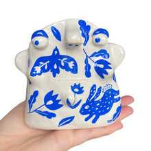 Load image into Gallery viewer, &quot;Delftware white + blue &quot; Glasses Holder (Preorder)
