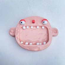 Load image into Gallery viewer, &#39;Pink Face&#39; Ponky Soap Dish
