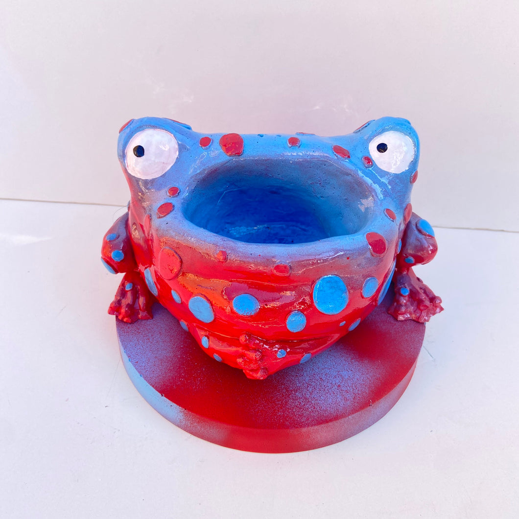 Frog Remote Control / Incense Holder (Red + Blue)