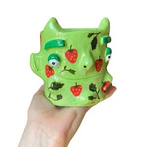 'A Berry Cheeky Devil' Pot