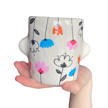 Load image into Gallery viewer, &#39;Flower&#39; Classic Pot (One-Off)
