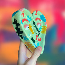 Load image into Gallery viewer, One-Off Green Abstract Heart Dish
