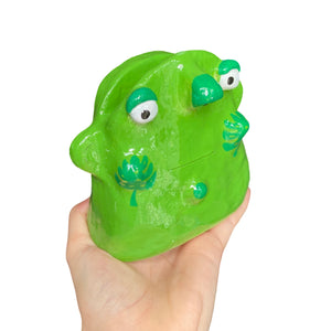 'Greeeeeeeeen Feeeerrrn' Glasses Holder