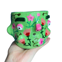 Load image into Gallery viewer, Ponky&#39;s Flower Garden Plant Pot
