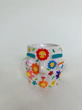 Load image into Gallery viewer, Lil Flowers Pot - Eden Clifton Collection
