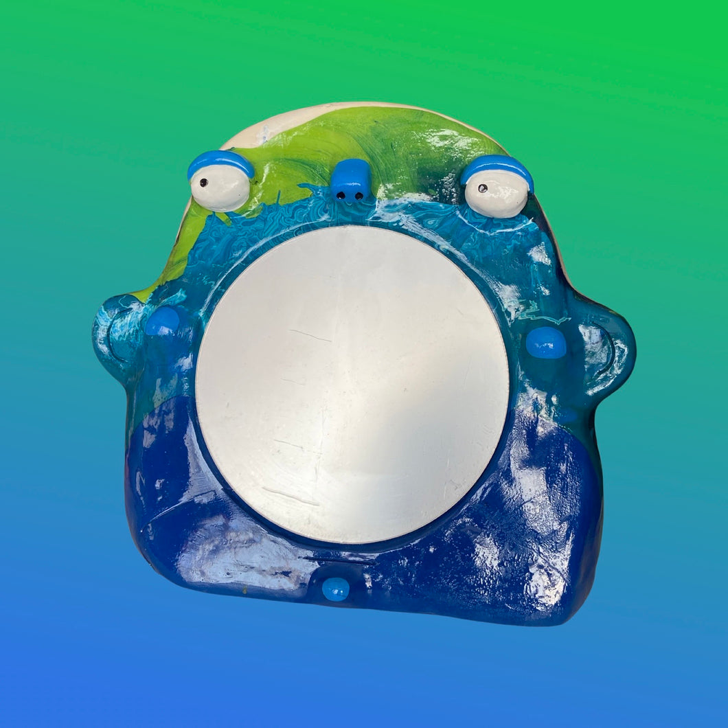 Stand-Up Mirror in Deep Sea (One-off)